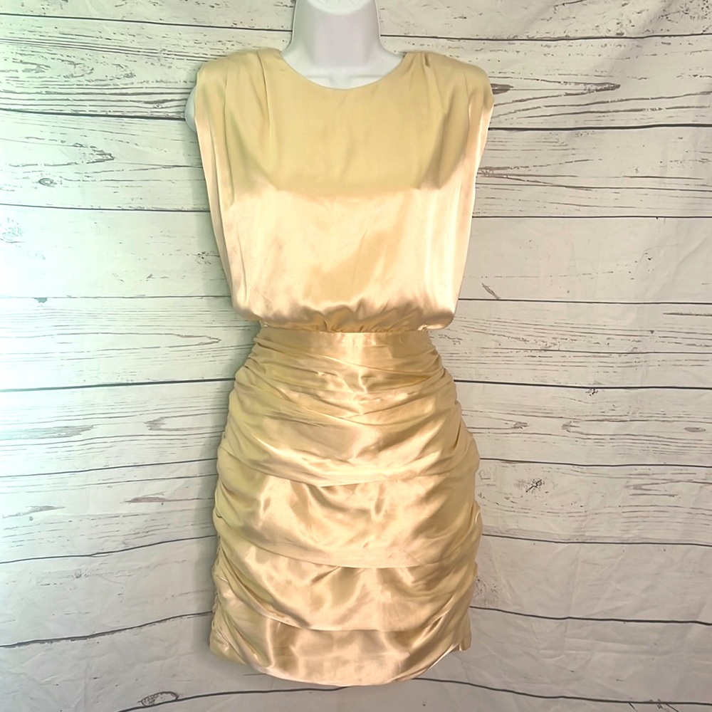 NWT Gorgeous TCEC Champagne Ruched Dress Sz M